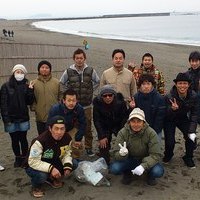 サンタートルのビーチクリーン海岸清掃活動のサムネイル