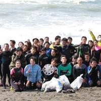 サンタートルのビーチクリーン海岸清掃活動のサムネイル