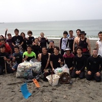 サンタートルのビーチクリーン海岸清掃活動のサムネイル